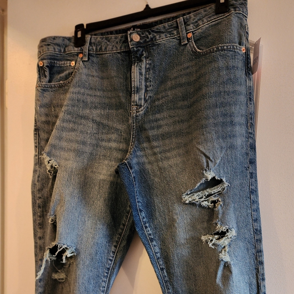 Gap Universal Slim Boyfriend 18/34R NWT
